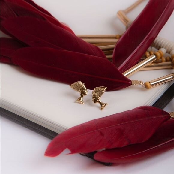 14k real gold Nefertiti Egyptian queen earring - Picture 4 of 8